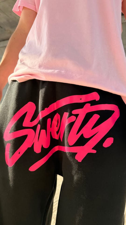 Jogging Noir Logo Fuschia